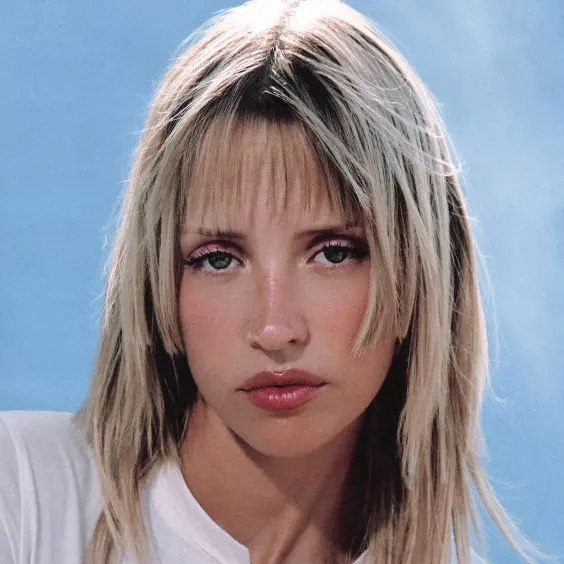 Angèle lansează 'Love Triangle' cu Polachek și SebastiAn — un pas spre scena mondială