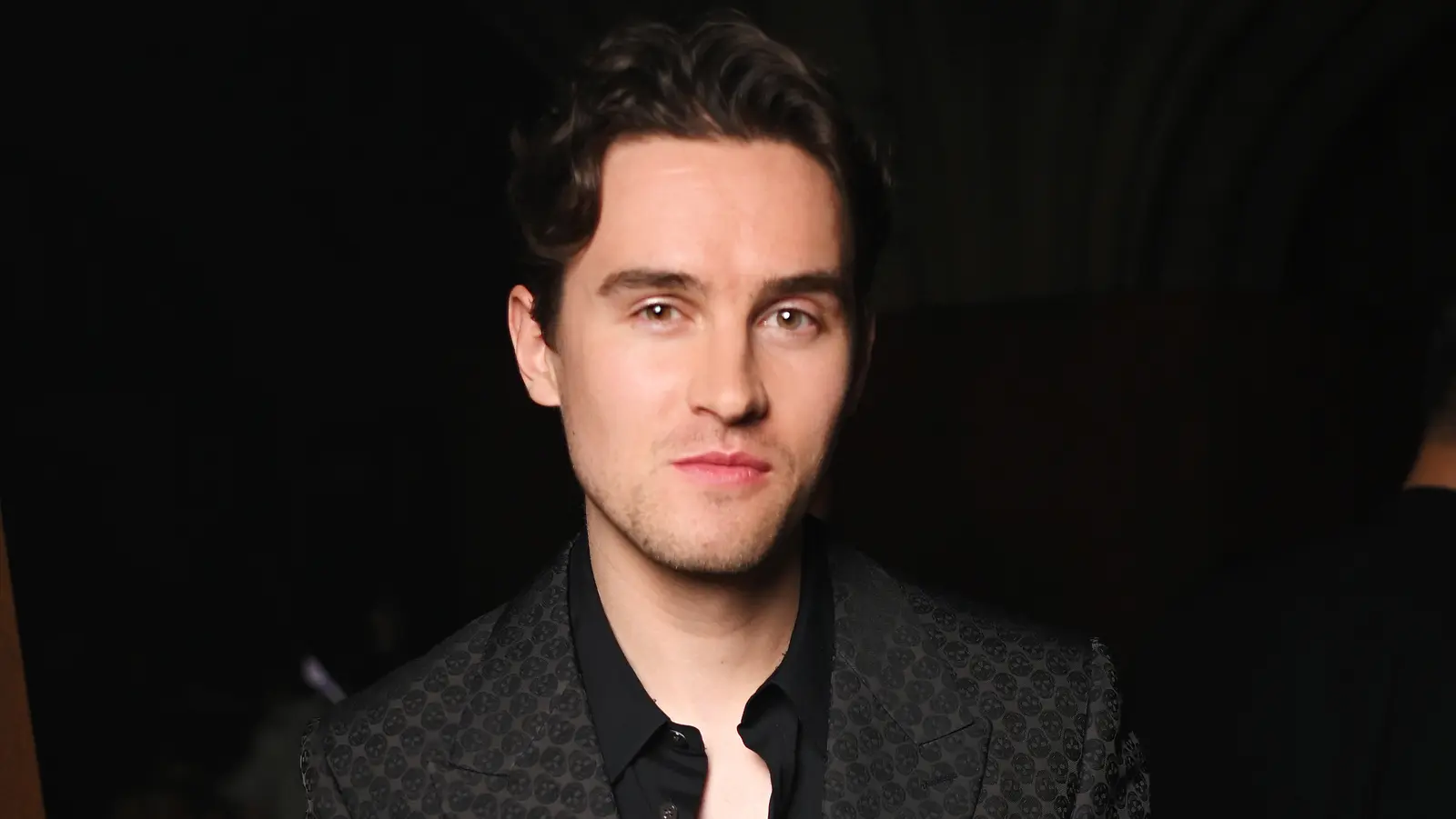 Michael Johnston anunță un rol queer cu scenă intimă: 'E important să fie autentic