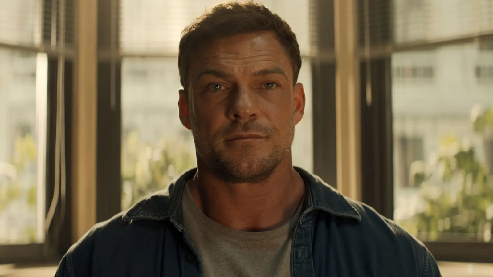Prime Video a adăugat filmul Jack Reacher: Never Go Back lângă sezonul 4 al seriei Reacher